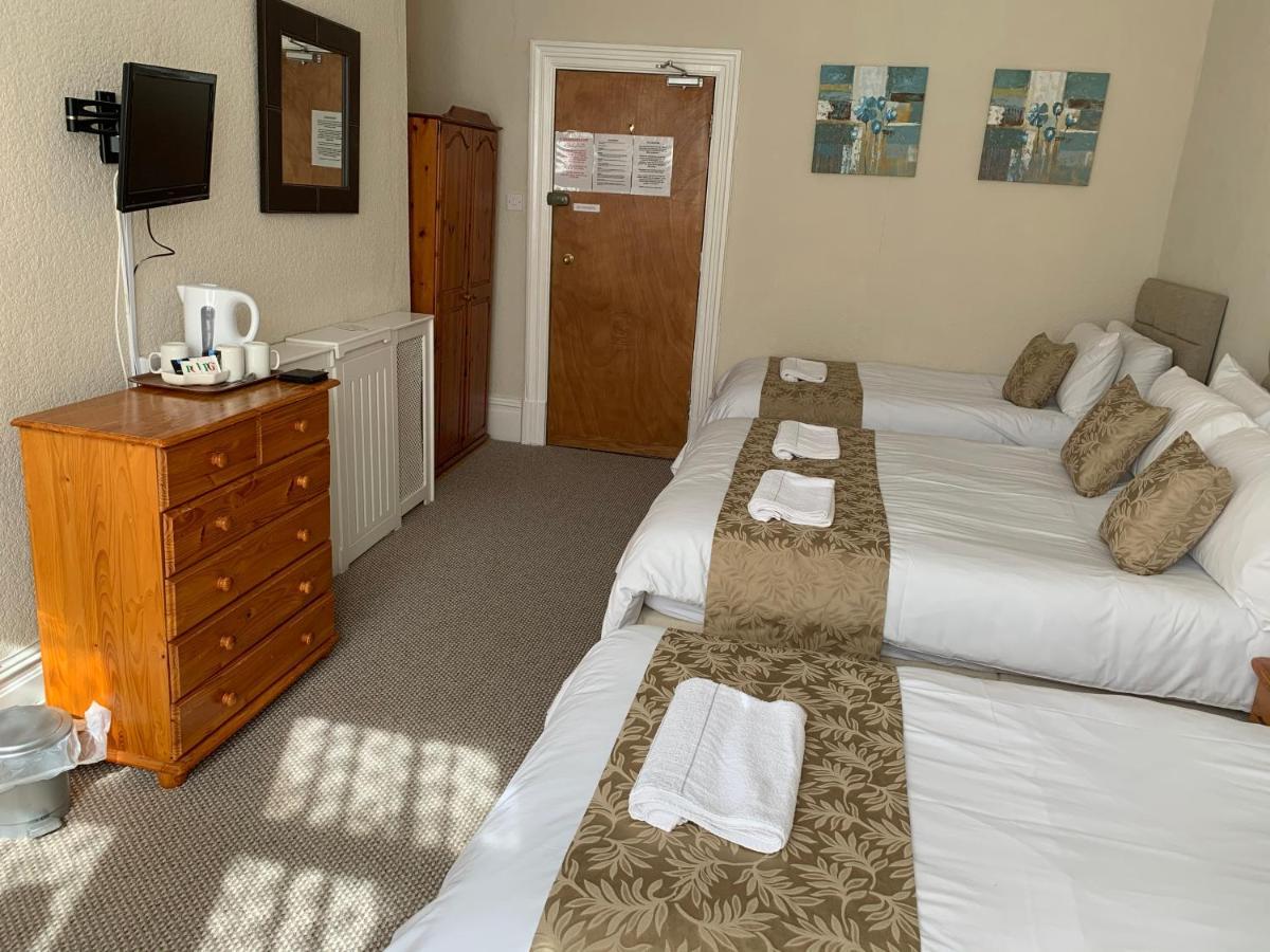 Sharn Bek 2* Blackpool